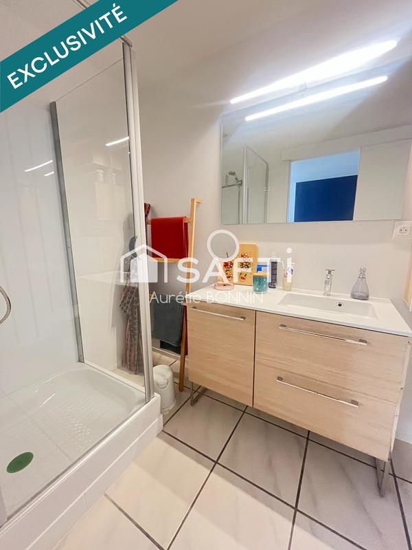 Maison - 157 m² - 9 pièces