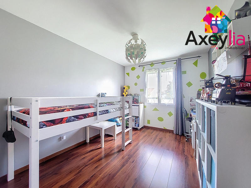 Maison - 102 m² - 6 pièces