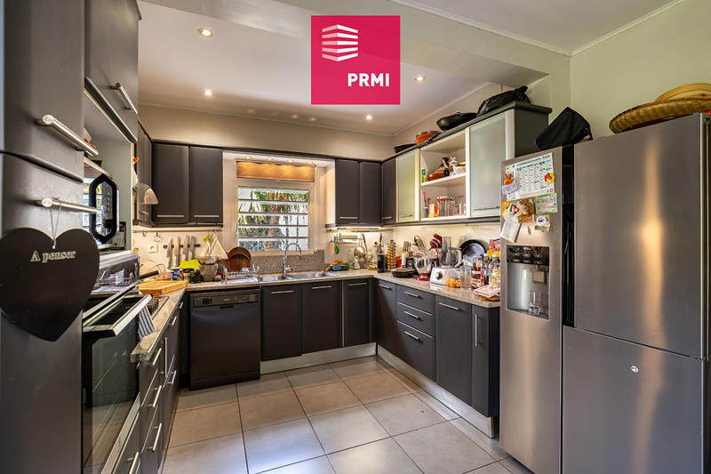 Maison - 179 m² - 5 pièces