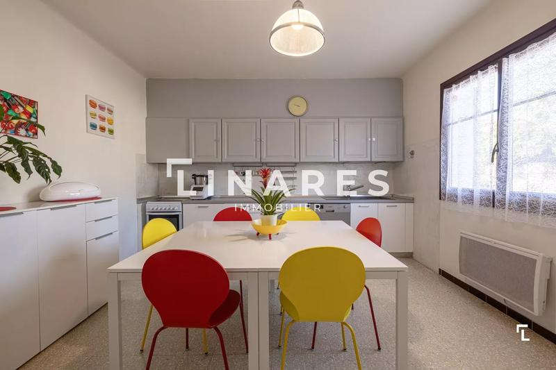 Appartement - 100 m² - 4 pièces