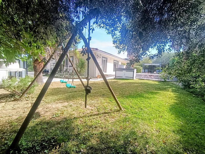 Villa - 155 m² - 4 pièces