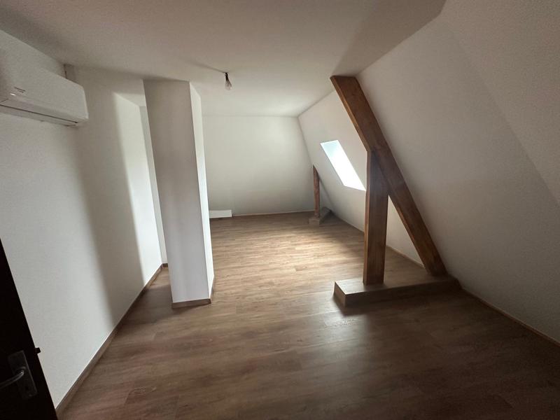 Maison - 165 m² - 8 pièces