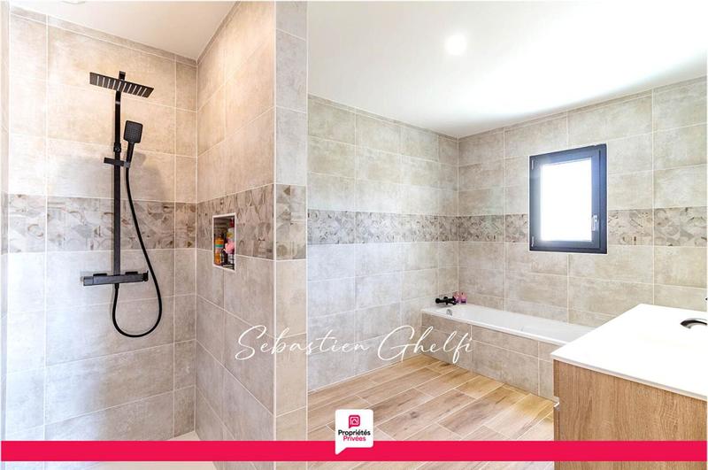 Maison - 117 m² - 5 pièces