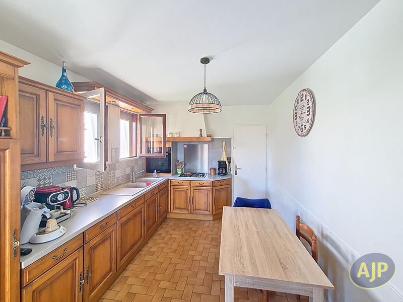 Maison - 107 m² - 5 pièces