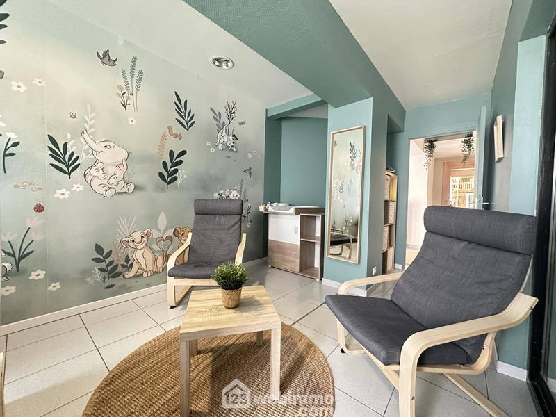 Local commercial - 102 m² - 4 pièces