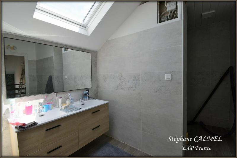 Maison - 209 m² - 9 pièces