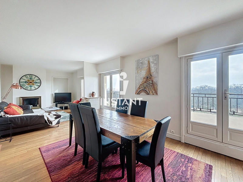 Appartement - 85 m² - 5 pièces