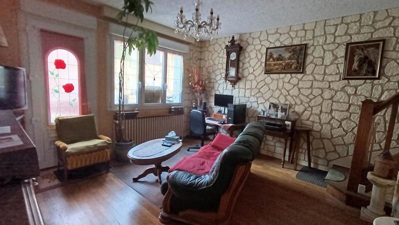 Maison - 103 m² - 7 pièces