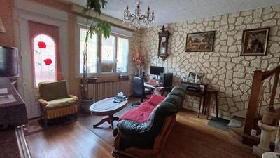 Maison - 103 m² - 7 pièces