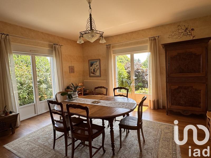 Maison de ville - 301 m² - 10 pièces