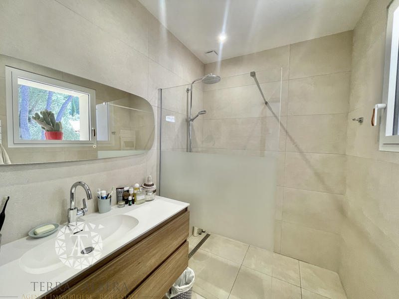 Villa - 148 m² - 5 pièces