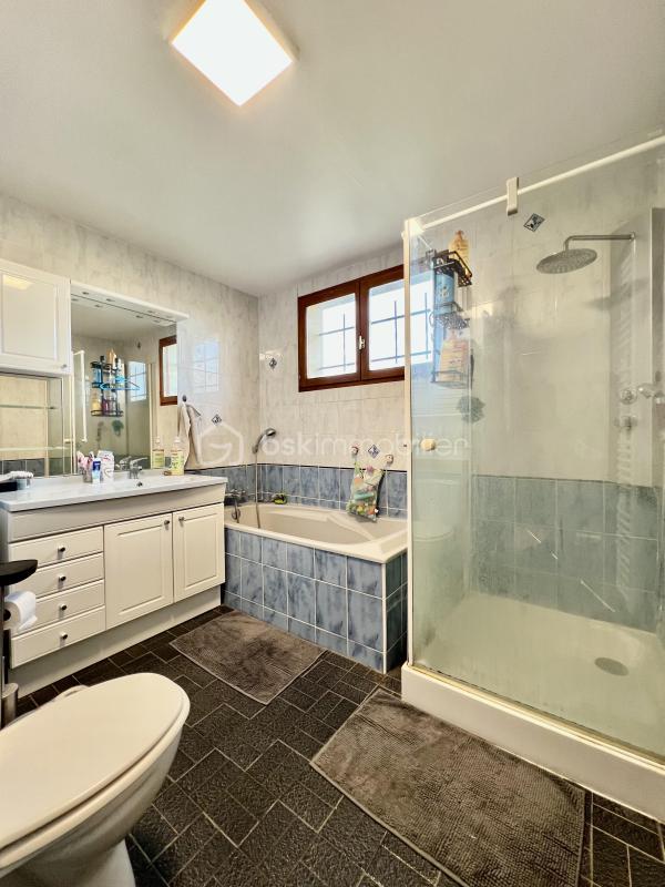 Pavillon - 102 m² - 4 pièces