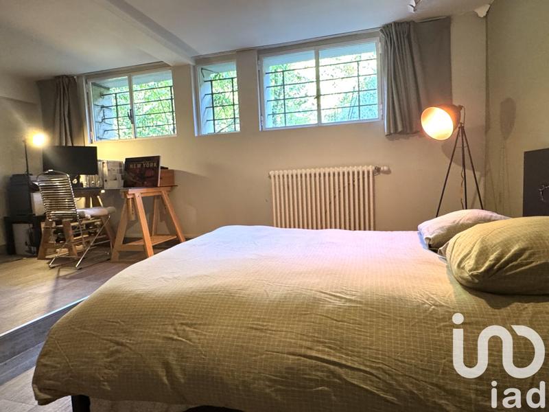 Maison - 238 m² - 8 pièces