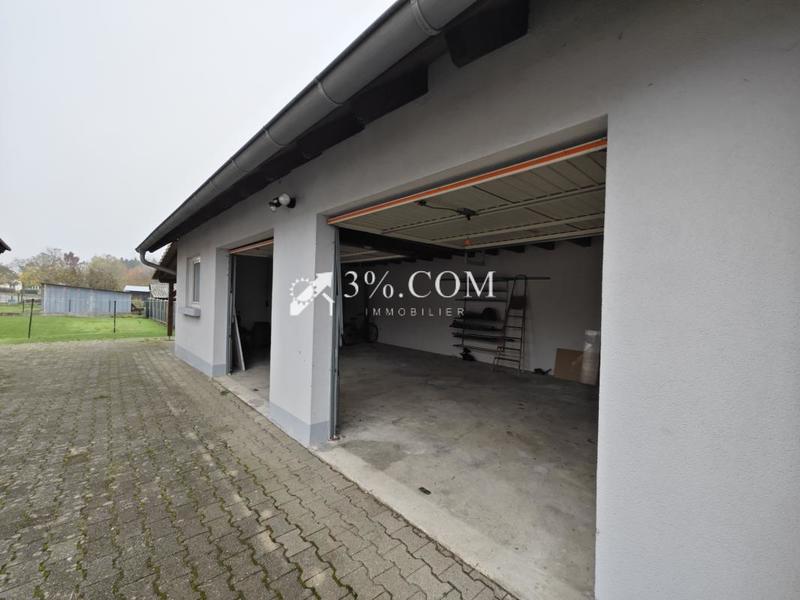 Propriété - 202 m² - 8 pièces