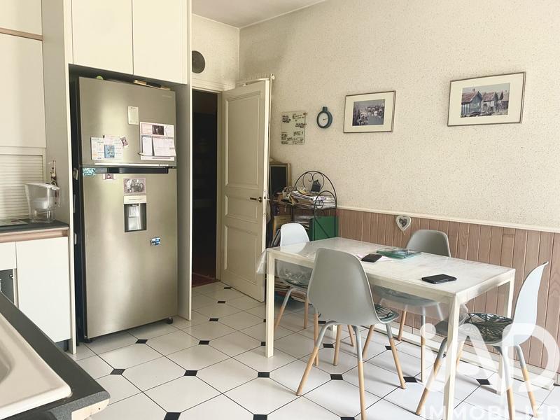 Maison - 252 m² - 7 pièces