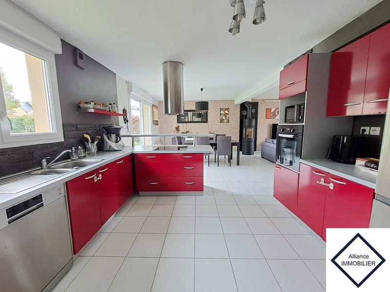 Maison - 103 m² - 7 pièces