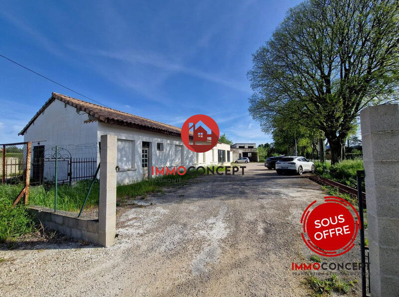 Local commercial - 682 m²