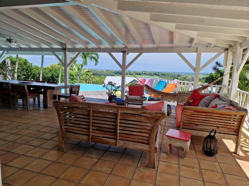 Villa - 260 m² - 8 pièces