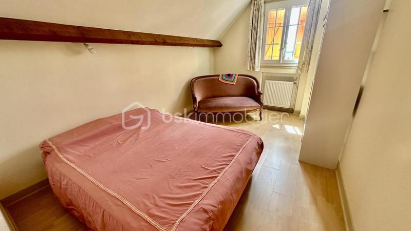 Maison - 183 m² - 7 pièces