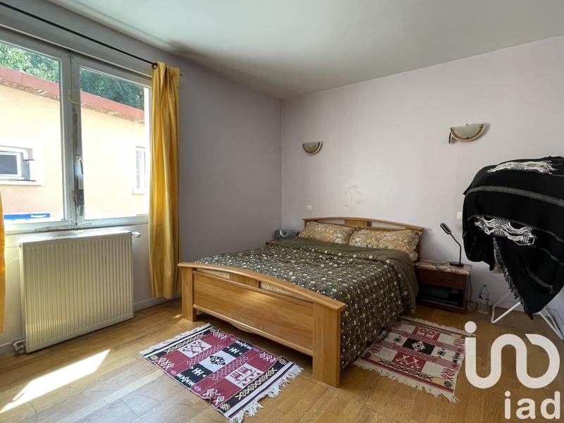 Maison - 195 m² - 9 pièces