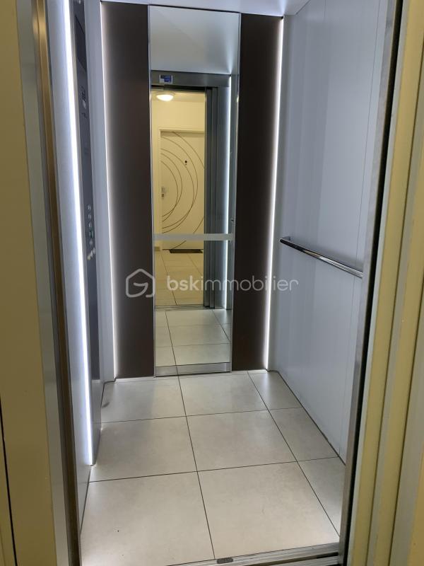 Appartement - 54 m² - 2 pièces