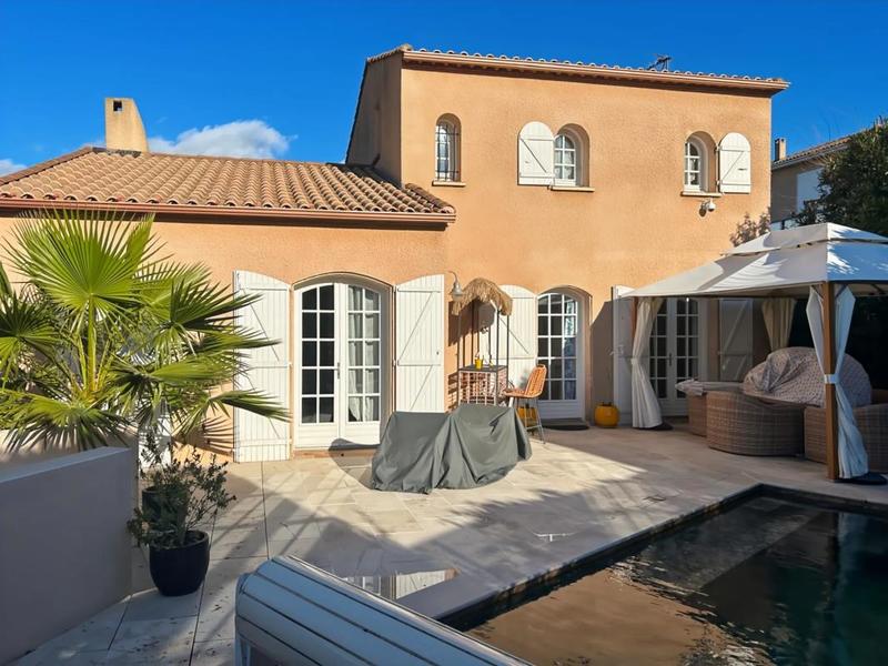 Maison - 110 m² - 5 pièces