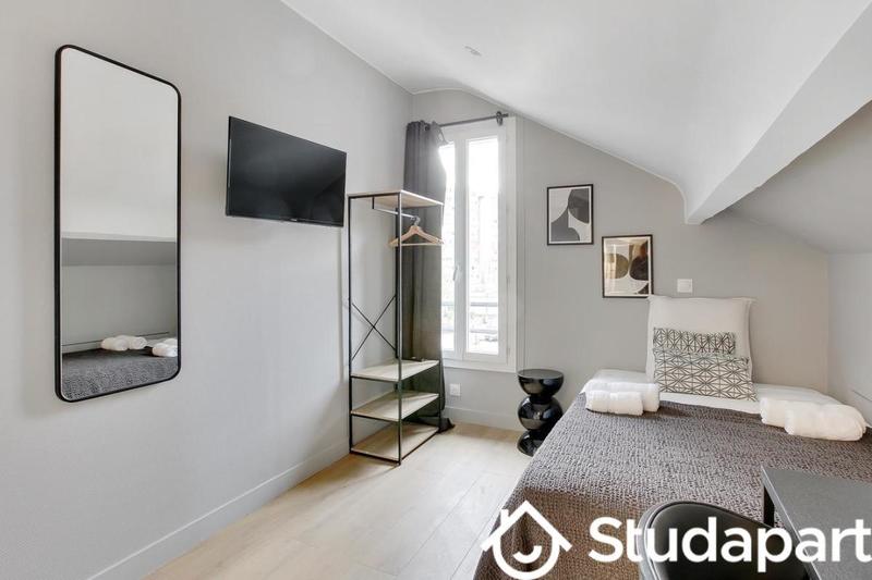 Chambre - 11 m² - 1 pièce