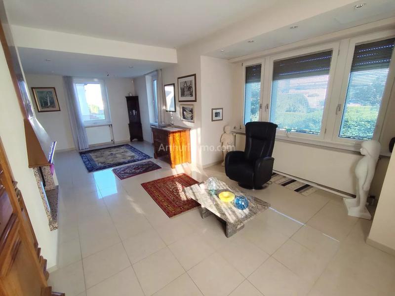 Immeuble - 205 m² - 10 pièces