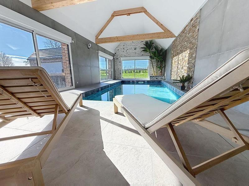 Maison - 255 m² - 7 pièces