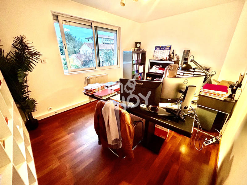 Local commercial - 110 m²