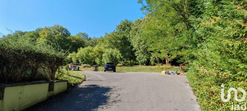 Maison - 287 m² - 12 pièces