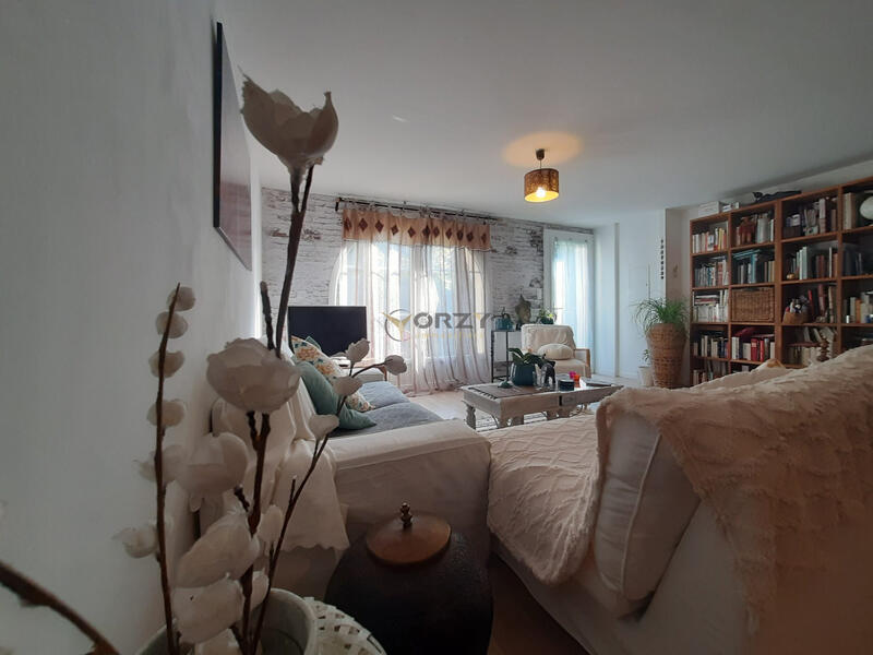 Maison - 99 m² - 4 pièces