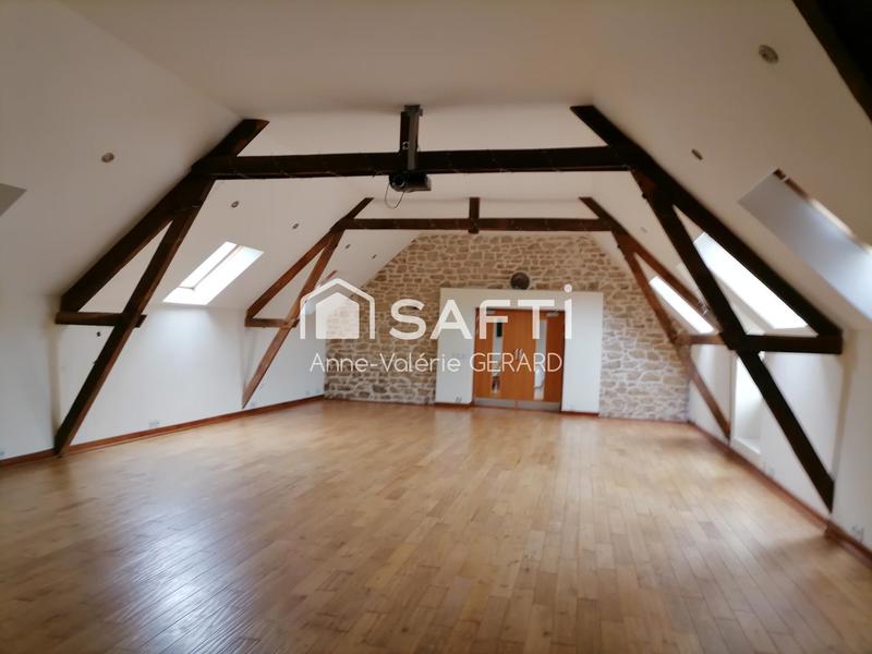 Maison - 965 m² - 17 pièces