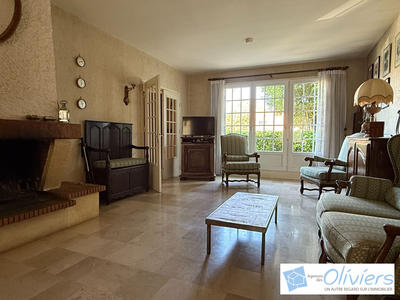 Maison - 142 m² - 6 pièces