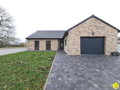 Maison - 143 m² - 5 pièces