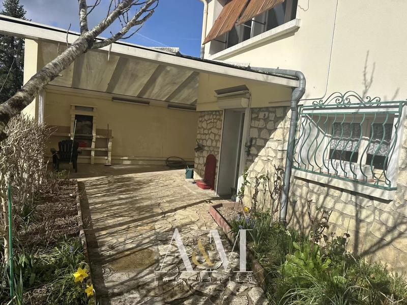 Maison - 114 m² - 6 pièces