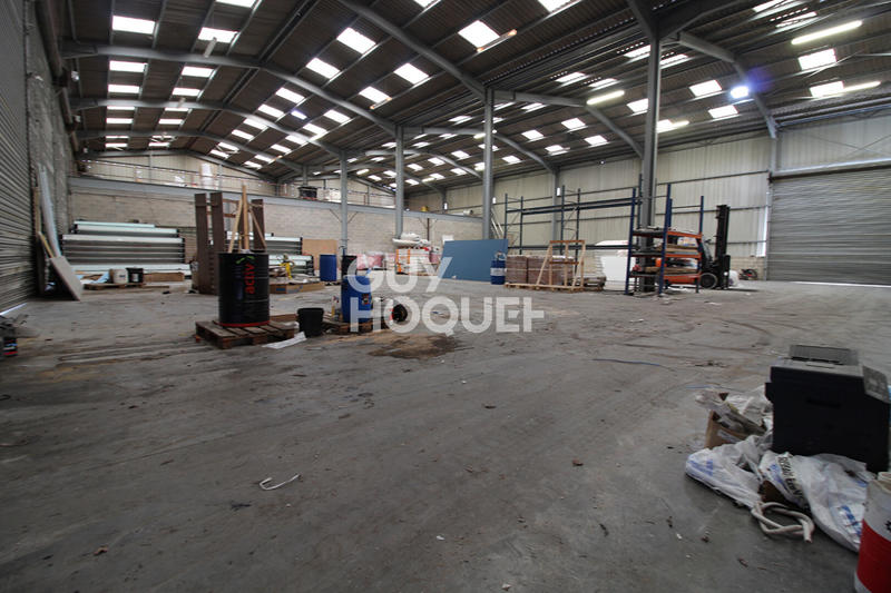 Local d'activité / Entrepôt - 14 410 m²