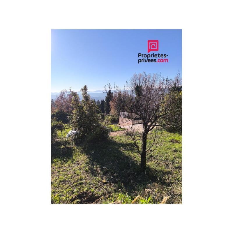 Terrain constructible - 1 000 m²