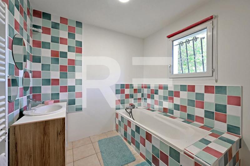 Maison - 162 m² - 6 pièces