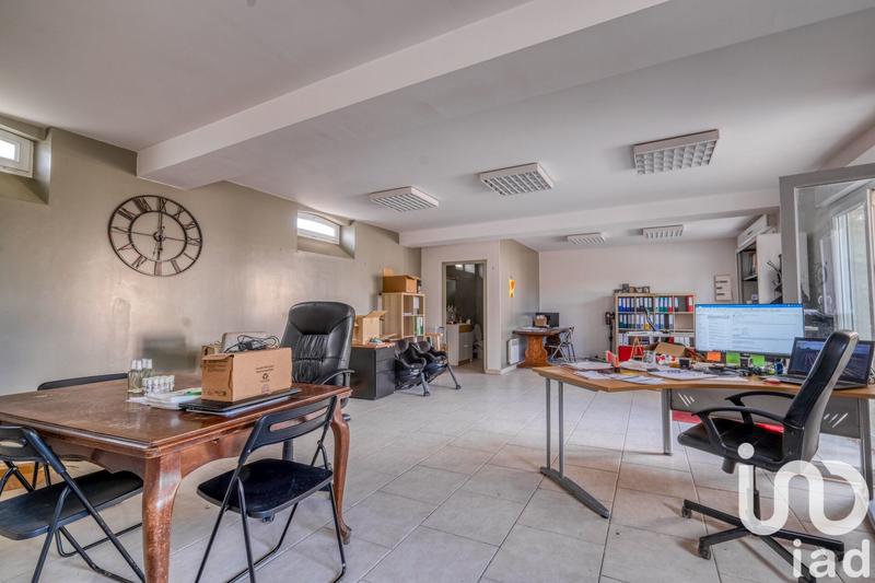 Maison - 320 m² - 10 pièces