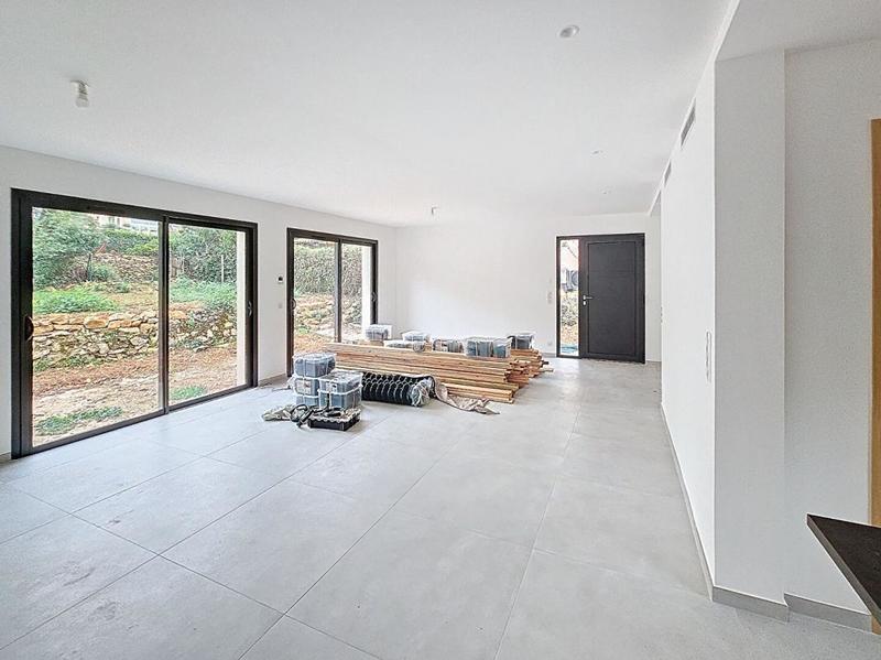 Maison - 117 m² - 4 pièces