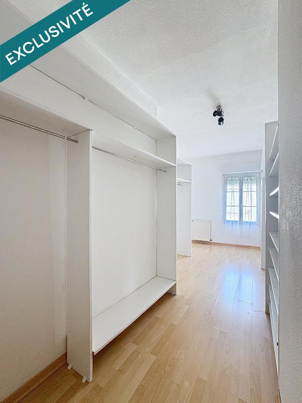 Maison - 202 m² - 7 pièces