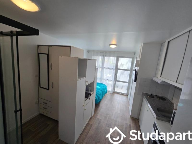 Chambre - 14 m² - 1 pièce