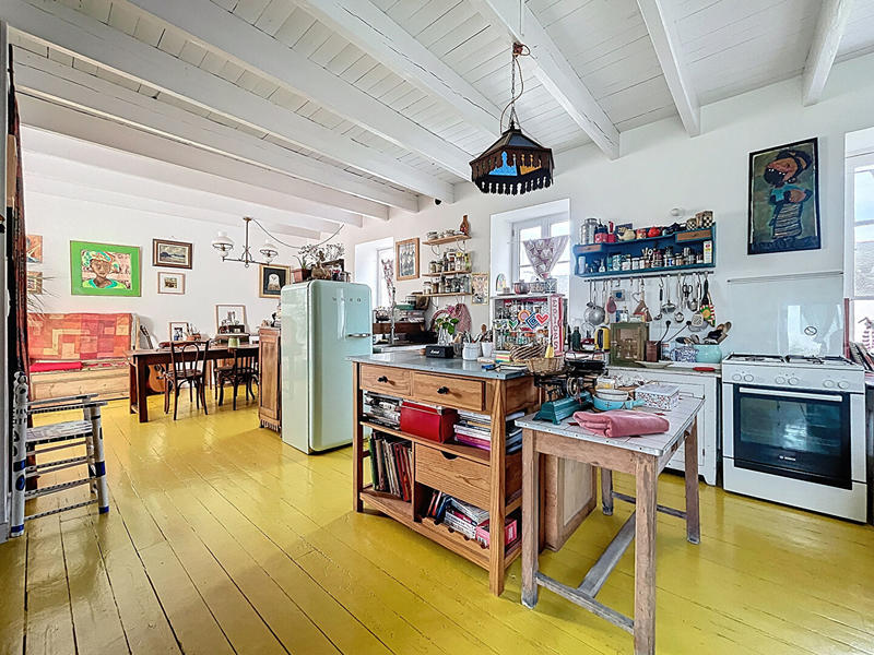 Maison - 145 m² - 3 pièces