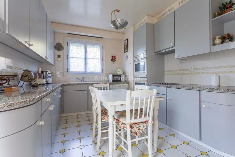 Maison - 193 m² - 6 pièces