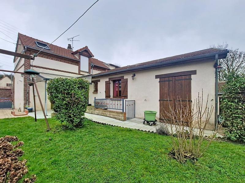 Maison - 82 m² - 4 pièces