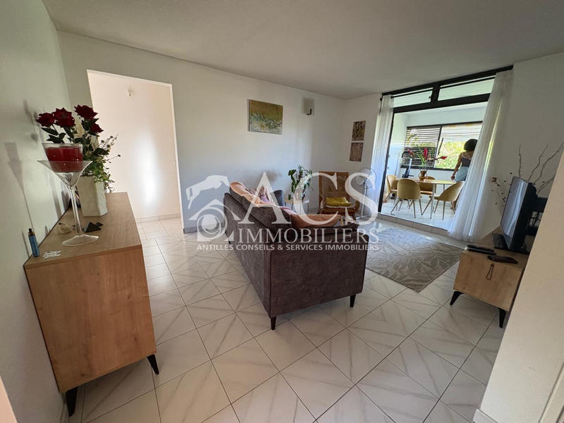 Appartement - 64 m² - 3 pièces