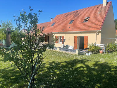 Maison - 138 m² - 5 pièces