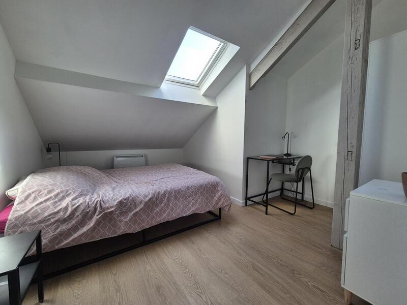 Chambre - 75 m² - 1 pièce