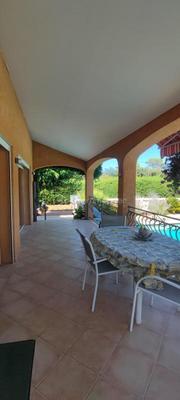 Demeure - 160 m² - 5 pièces